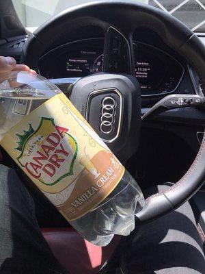 Canada  Dry Vanilla Cream Soda 2 Liter