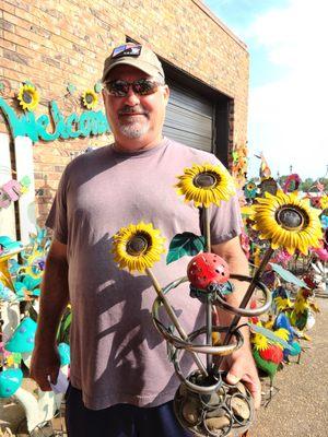 Metal triple sunflower  decoration