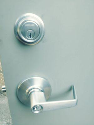 Commercial | High Security | Locksmith | in | Charlotte | NC Rekey | Business | Charlotte | NC Business-Lock-Fix | Charlotte-NC Commerical |