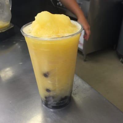 Mango lemonade smoothies /w boba