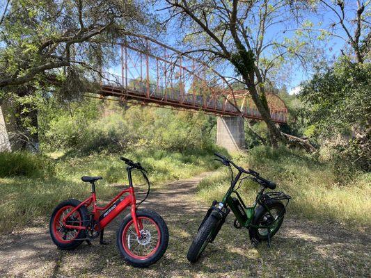 Fat tire e-bikes in Folsom.