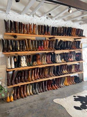 Great selection of cowboy boots for men & women!