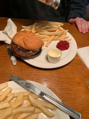 What's better to eat at a bar than a hamburger????