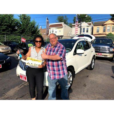 Darren and I with my new 2009 Nissan Murano LE!