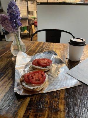 Bagel w/ schmear- capers and tomatoes