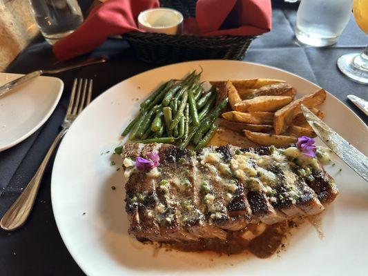 Coffee rubbed New York strip with green beans and scrumptious fries.