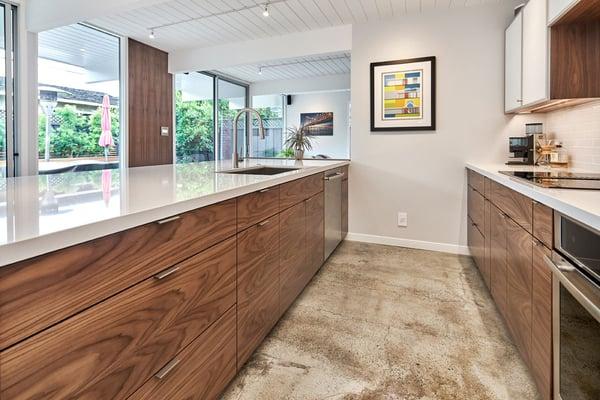 Full kitchen remodel for this Eichler in Willow Glen. We designed, built, and installed the kitchen and bathroom vanity for this customer.