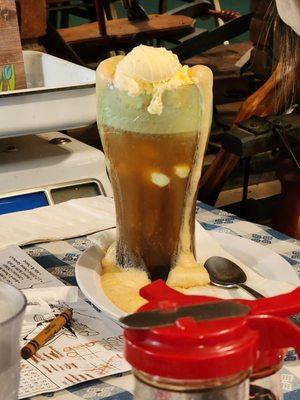 Root beer float