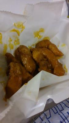 Boneless gold fever wings