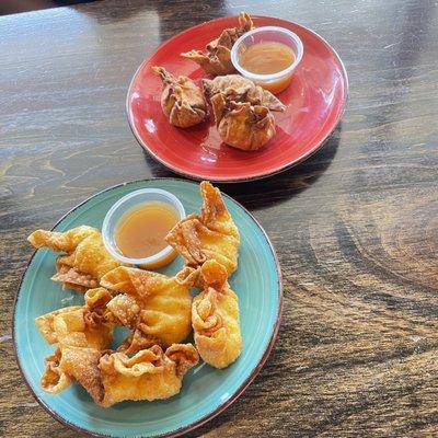 Cheese Puffs (6pc) & chicken and shrimp wontons