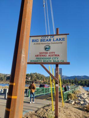 Big Bear Lake sign