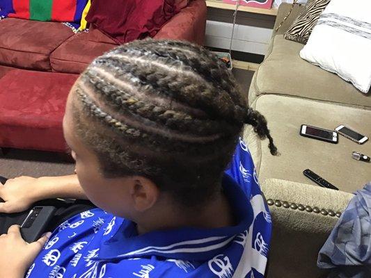 Kid cornrows