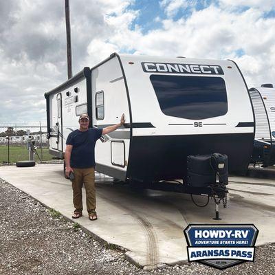 Bravo to another happy camper!  Congrats Mr. Jimenez on the new 2022 KZ Connect 241BHKSE. Welcome to the Howdy RV family! Safe travels!