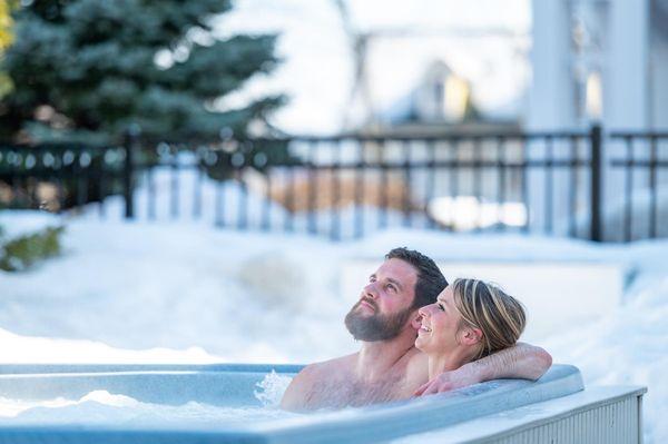 Outdoor hot tub