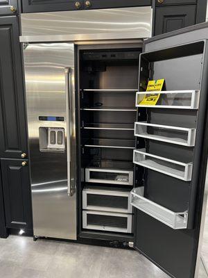 Black Interior Built In Fridge 6-28-2022