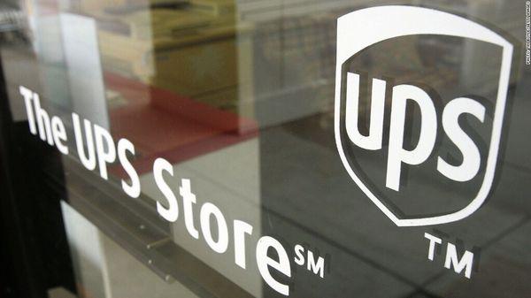 Contamos con el servicio de entrega de paquetería UPS.