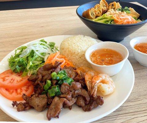 Grill Pork and Shrimp with Rice and Salad