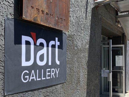 D'art Gallery Entrance