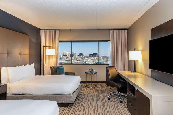 DoubleTree by Hilton Hotel Newark Airport