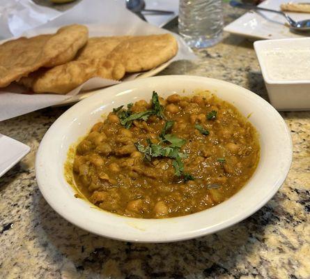 Chole Bhatura