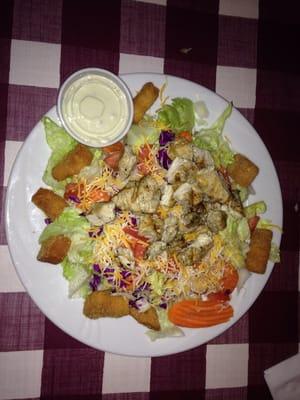 Garden salad with chicken (charbroiled)