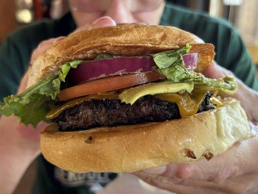 Avocado cheese burger