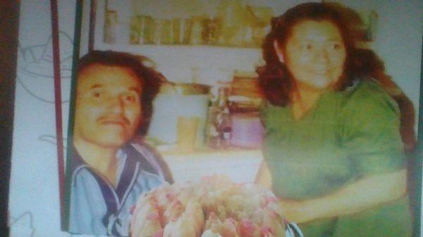 mi mama y papa ellos iniciaron el negocio en Mexico de hacer tamales la receta es de mi mama