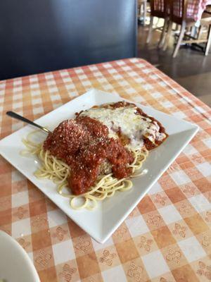 Chicken Parmesan with spaghetti with meatballs