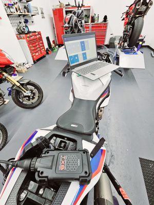 MOTO 10 
Full Diagnostic Service
Honda Ducati Aprilia Suzuki BMW VEspa