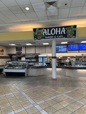 Located at the food court in the Boynton Beach Mall