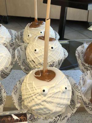 White Chocolate Candy Apple.