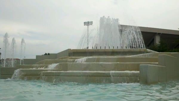 JQ Hammond fountain...dip anyone?