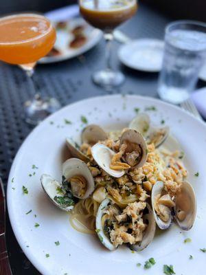 Linguine with Littleneck Clams