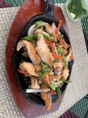 Salmon fajitas