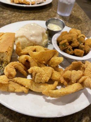 Delicious catfish and amazing cornbread!