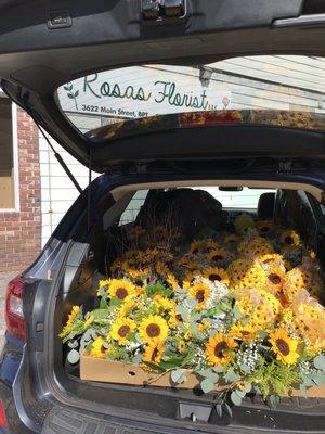 Sunflower theme wedding ?!  Lol