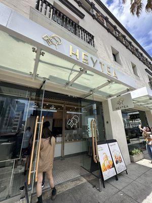 Front of HeyTea