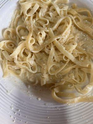 Fettuccine Alfredo