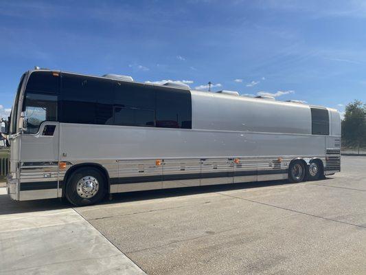 Big Hat Limousines & Transportation