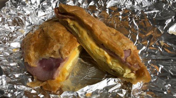 Ham, egg and cheese croissant