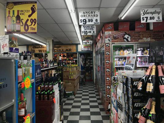 Charles Village Discount Liquors