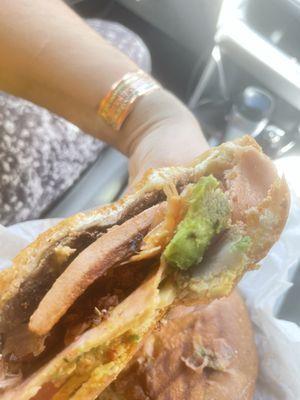 I had a cockroach  in my torta feel very, very disgusted