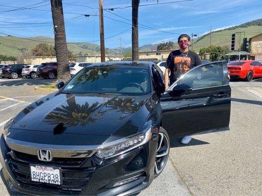 Congratulations Sameer for purchasing the 2018 Honda Accord Sports