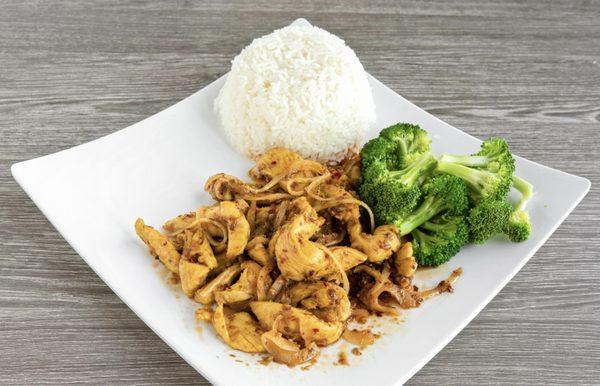 Lemongrass Chicken with Rice (Com Ga Xao Xa Ot)