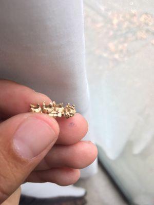 Gold prong mount destroyed by owners rampage