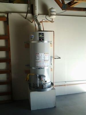 A 50 gallon Bradford White (made in USA), ultra low emissions, gas water heater with thermal expansion tank.