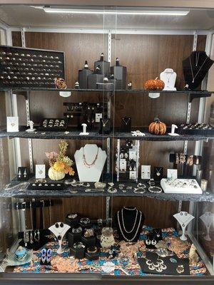 Great selection of fine jewelry!