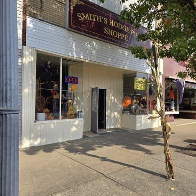 Smith's Hodge Podge Shoppe