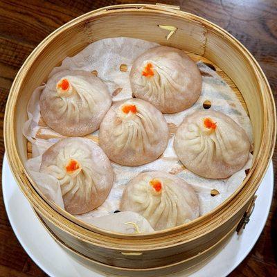 Juicy steamed crab dumplings.