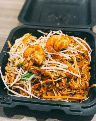 Shrimp pad thai